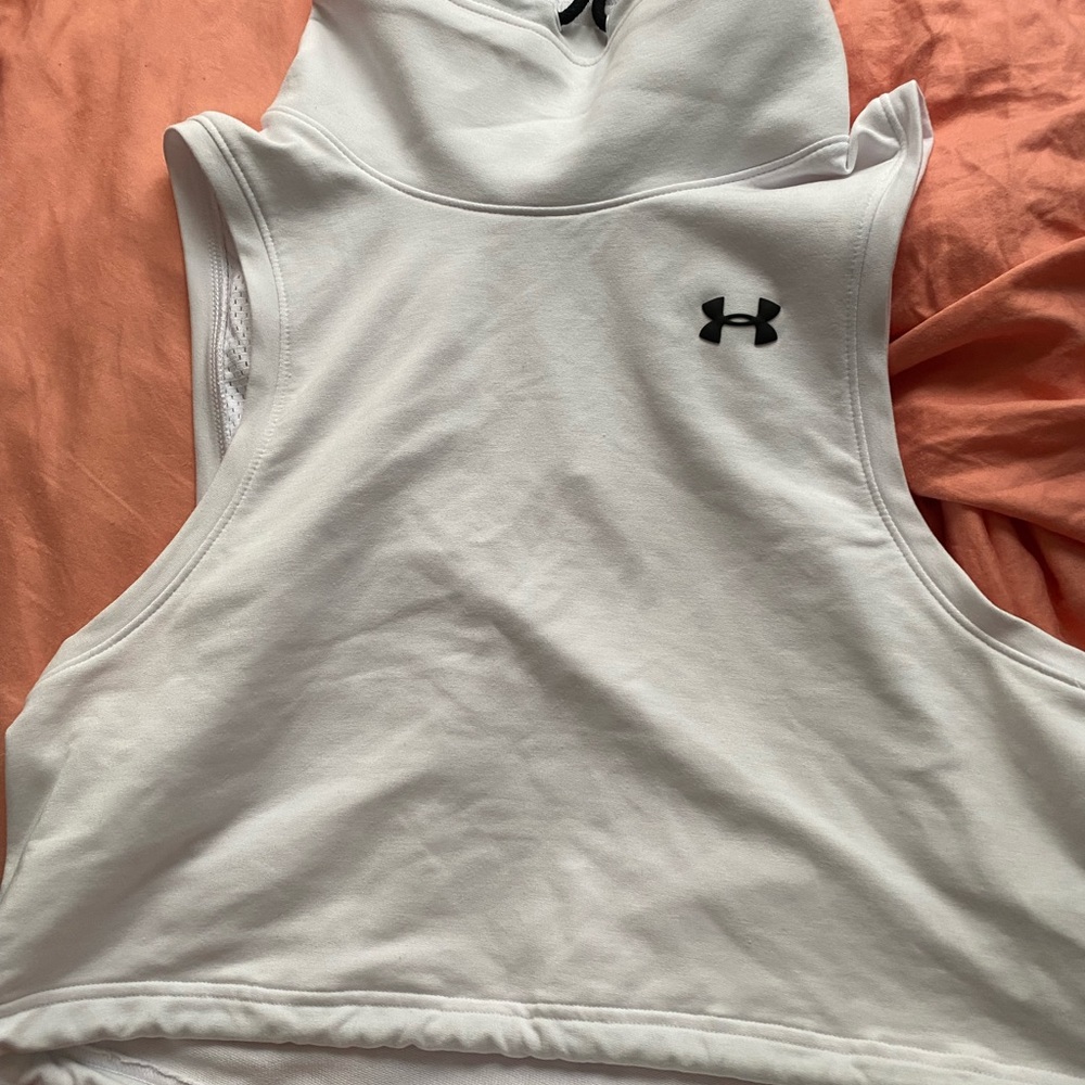Under Armour Top
